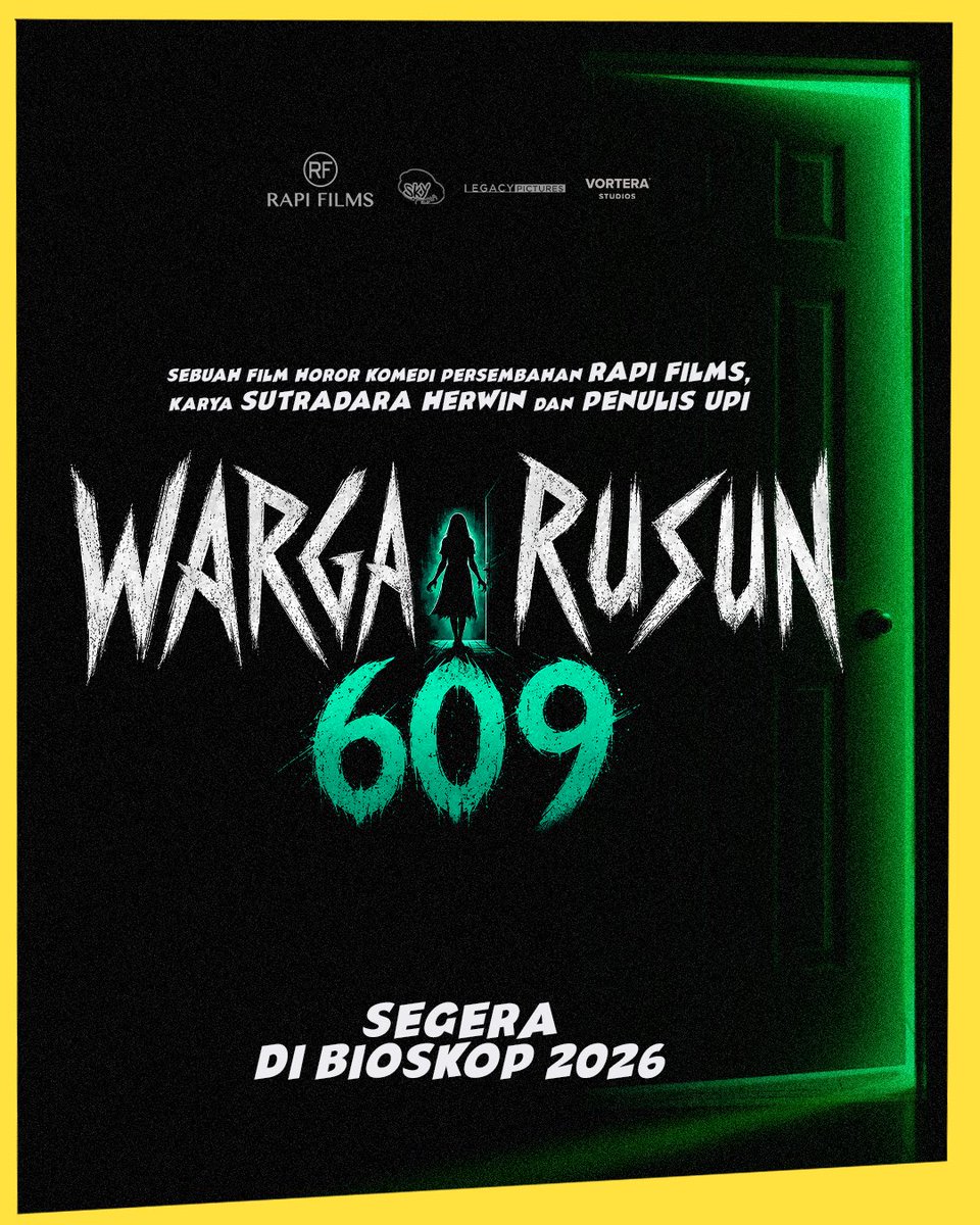 RapiFilm's tweet photo. Hidup kamu akhir-akhir ini lebih banyak horornya atau komedinya? Kalau di sini dua-duanya diborong! 👻

Inilah 𝗪𝗔𝗥𝗚𝗔 𝗥𝗨𝗦𝗨𝗡 𝟲𝟬𝟵!
Sebuah film Horor Komedi persembahan Rapi Films, karya Sutradara Herwin Novianto dan Penulis Upi.

Saksikan keseruannya segera di bioskop 2026.