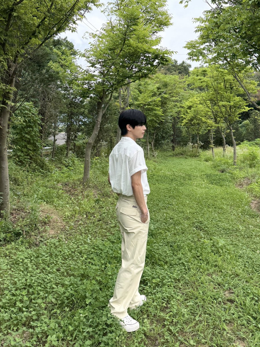 ONF_offcl's tweet photo. 𝓞𝓹𝓮𝓷 𝓣𝓱𝓮 𝓓𝓸𝓸𝓻 🍃

#온앤오프 #ONF #유토 #YUTO
#ONF_OpenTheDoor #OpenTheDoor
#ONF_MY_SELF https://t.co/dmTcSqQE12