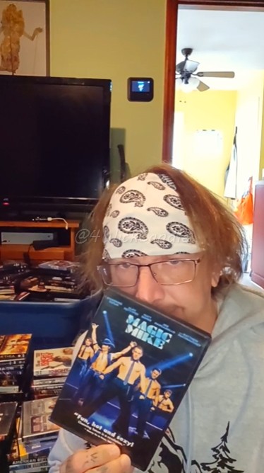 4WickCandle's tweet photo. Three years ago today, Negz was swimming in DVD's 😂
#MagicMike https://t.co/RQVRHB8Zig