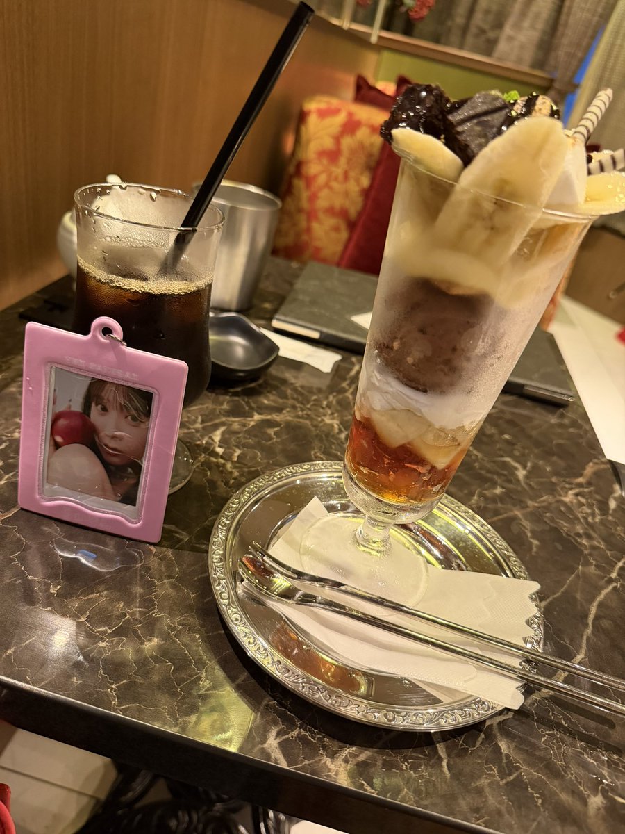 yu1oshi0221's tweet photo. 後、相変わらずカフェ探すの上手いのも勘弁したい https://t.co/eMZBp5bzkk