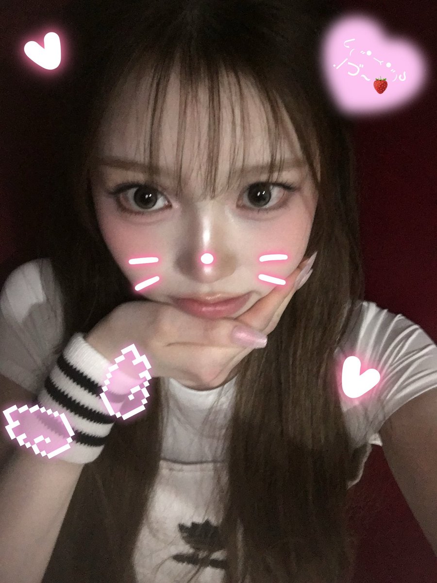 baesiiyam's tweet photo. #나야트친소

삐며들어서 막콘 티켓팅하고 계정 만들어버린 뽁이의 첫 친구가 되어주실 분... 💕 https://t.co/LTcIhVC9tF