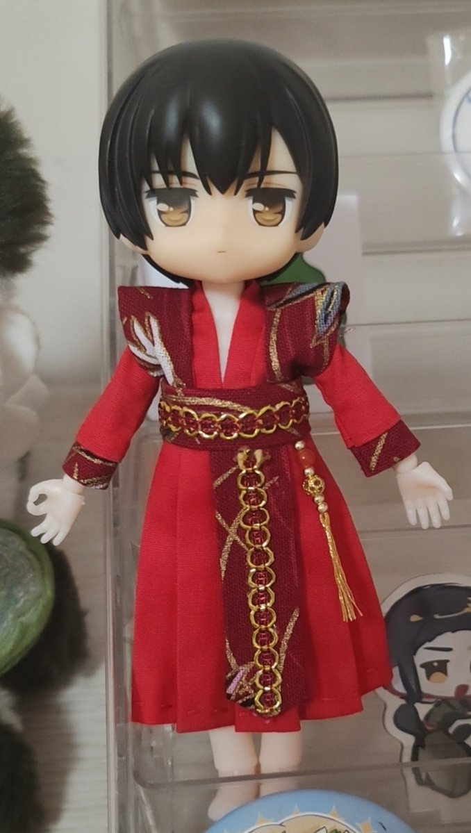 Cashookhan's tweet photo. 百变小菊今天搞了四套小衣服，打算下次买日式婚服的娃衣~ https://t.co/WTG6AHwmMT