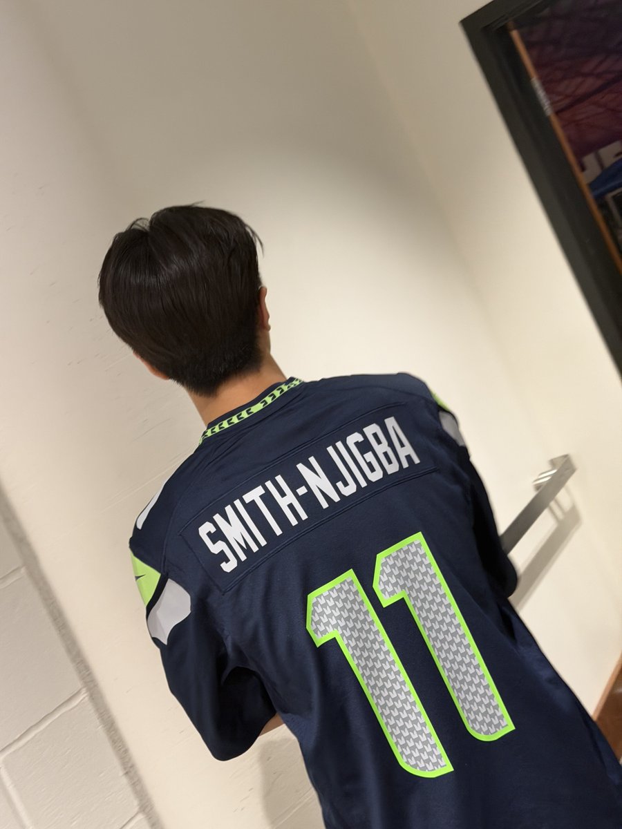 parkjongseongbr's tweet photo. [ 🌟 ] • 280726 — Atualização do #JAY no Weverse! 💚

🐈‍⬛: Obrigado, Tacoma e Seattle!
Sempre é uma grande honra me apresentar na minha cidade natal.
Onde quer que eu vá pelo mundo, meu coração sempre estará bem aqui 🫶🏻
E farei o meu melhor para voltar o mais rápido possível!
Eu amo vocês, minha cidade! Até a próxima ☺️

(1/2)

#ENHYPEN #엔하이픈 #제이 #JAY @ENHYPEN_members @ENHYPEN
