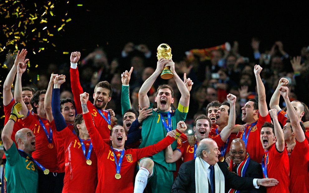 r28gers's tweet photo. enhorabuena por ganar un amistoso en 2010, nosotros fuimos más de ganar mundiales https://t.co/46yOOUzCob