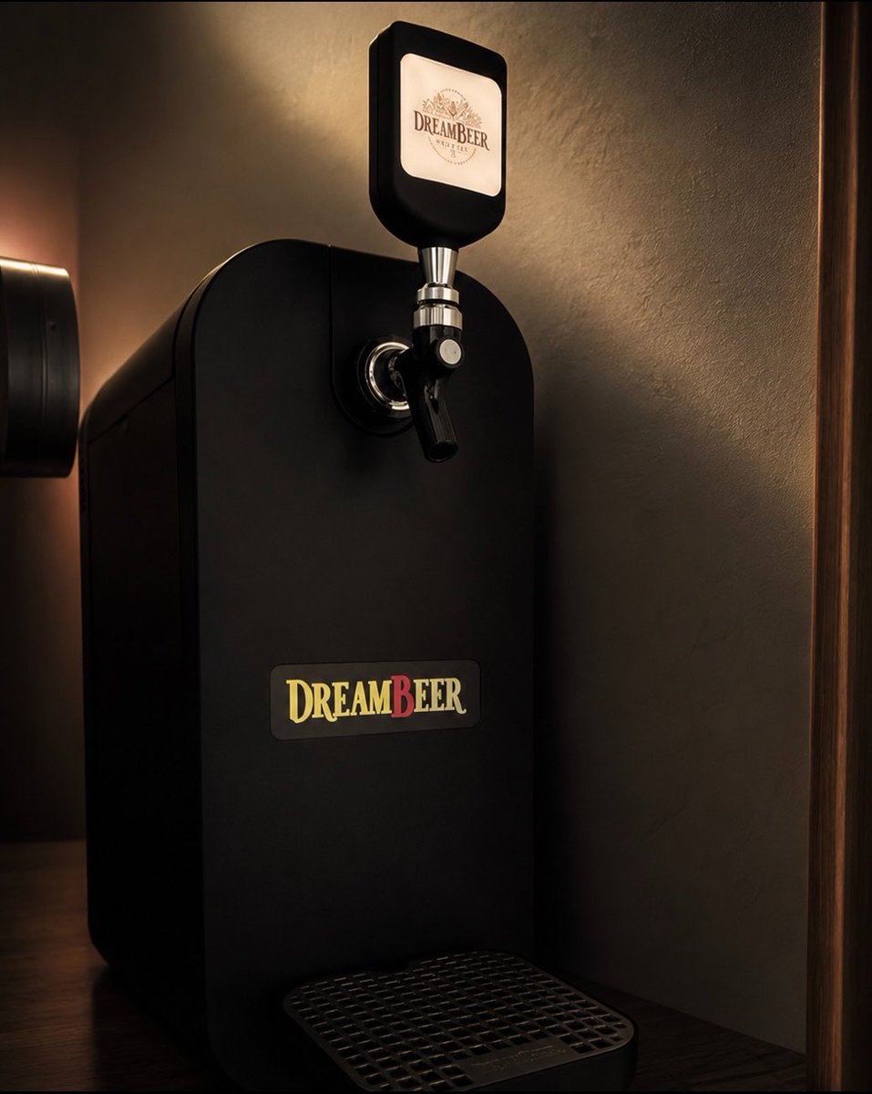 hiUVER3Daiex's tweet photo. ずっと憧れてた自宅にビールサーバー設置計画をついに実行しちゃった🥳🍻

色々迷ってたけど丁寧におすすめしてくれたかいちゃん大先生のセンスが良すぎて！
ほんとに神。優しさ仏🙏

パケかわいすきるだろぉぉぉ！！🐈‍⬛ https://t.co/Hv0ZmZU7ad