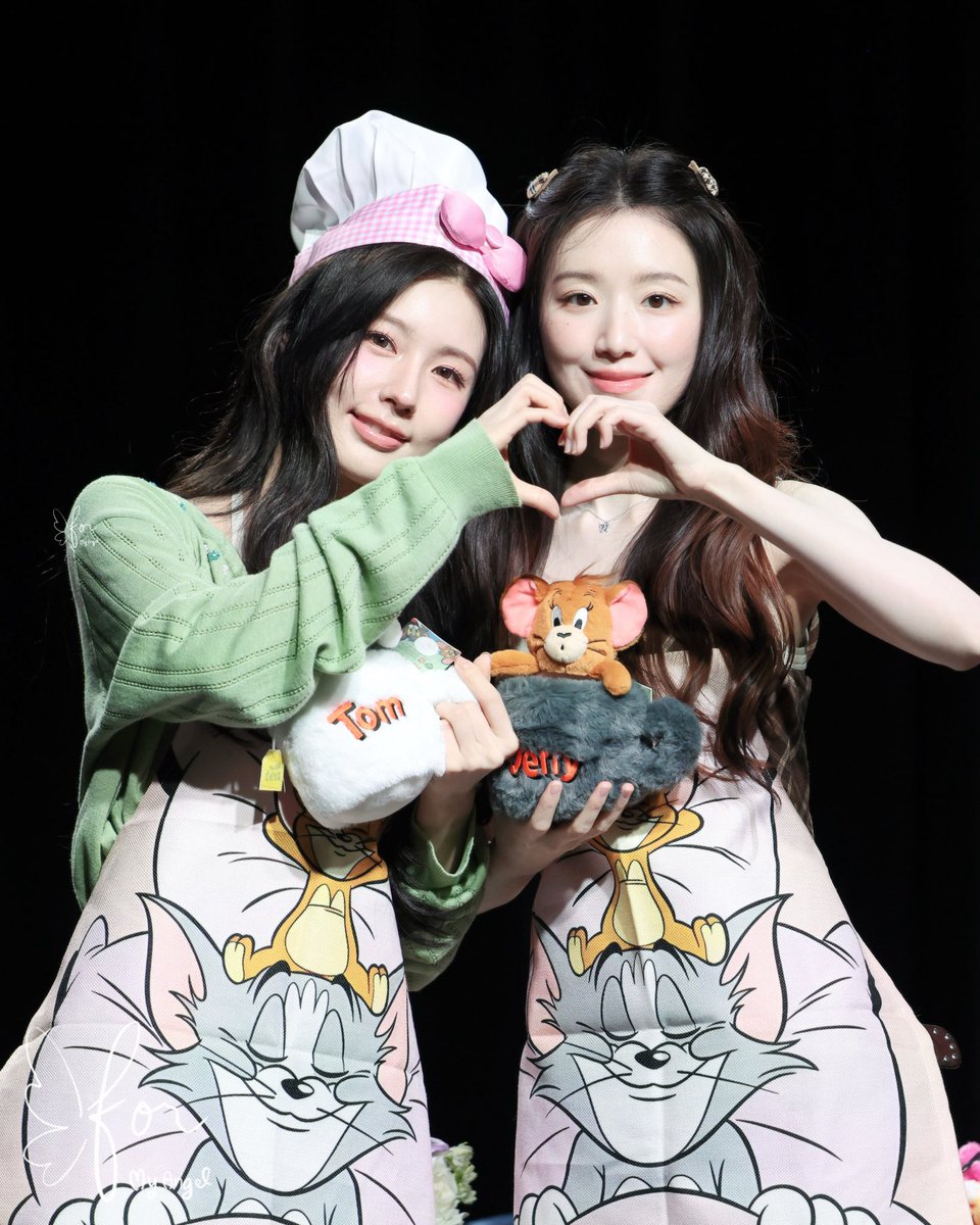 formyloveangel_'s tweet photo. 260726 [미연] [슈화]

🐰🐺TJ’s kitchen👩🏻‍🍳

#아이들 #idle
#미연 #MIYEON
#슈화 #SHUHUA
#We_made #Gimme_Dat_Love https://t.co/vEmEWoag4G