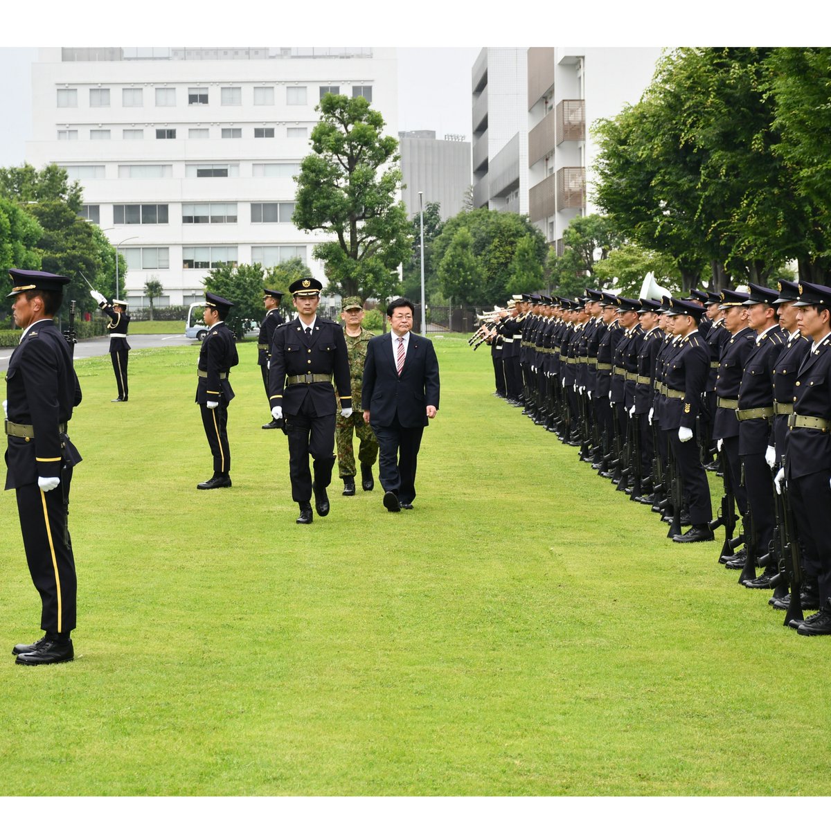 a_nishimura_716's tweet photo. 【2026年7月】
衆議院安全保障員会（委員長）視察 その1
国の安全保障における防衛等の実情調査のため、防衛装備庁防衛イノベーション科学技術研究所、陸上自衛隊十条駐屯地補給本部、東京地方協力本部渋谷募集案内所、陸上自衛隊教育訓練研究本部を視察しました。
#西村明宏 #西村あきひろ https://t.co/JesIFwoQkN