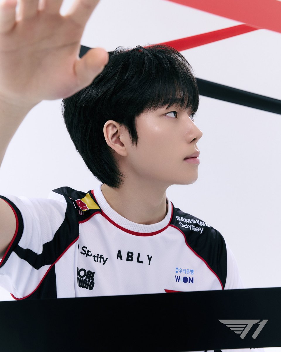 T1_official_gg's tweet photo. https://t.co/EiWlDJZ1Sq