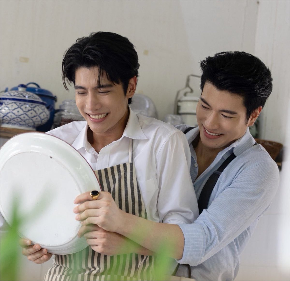 babybaek_boo's tweet photo. เบื้องหลังสามารถเป็นตอนจบได้เลย ㅠㅠ

( #อินองศา #InnOngsa ) https://t.co/Jrtqm1X8qh
