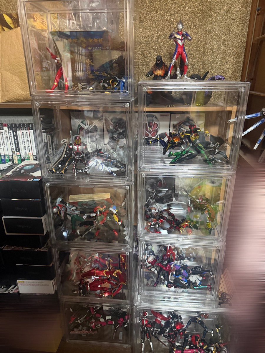 zio_02arm's tweet photo. 家族から送られてきた家のアーツ達…
地震、本当に嫌ね… https://t.co/JvwW8vzs08