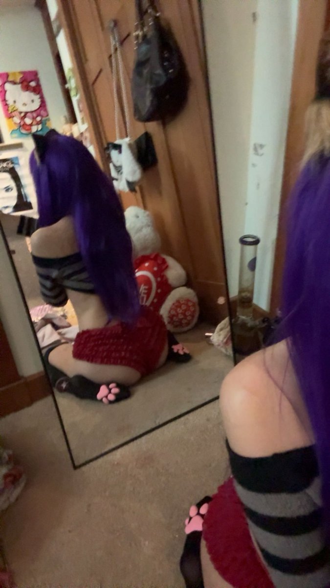 wistfullkitty's tweet photo. never ashamed of being a #catgirl https://t.co/3s9IDBzdbx