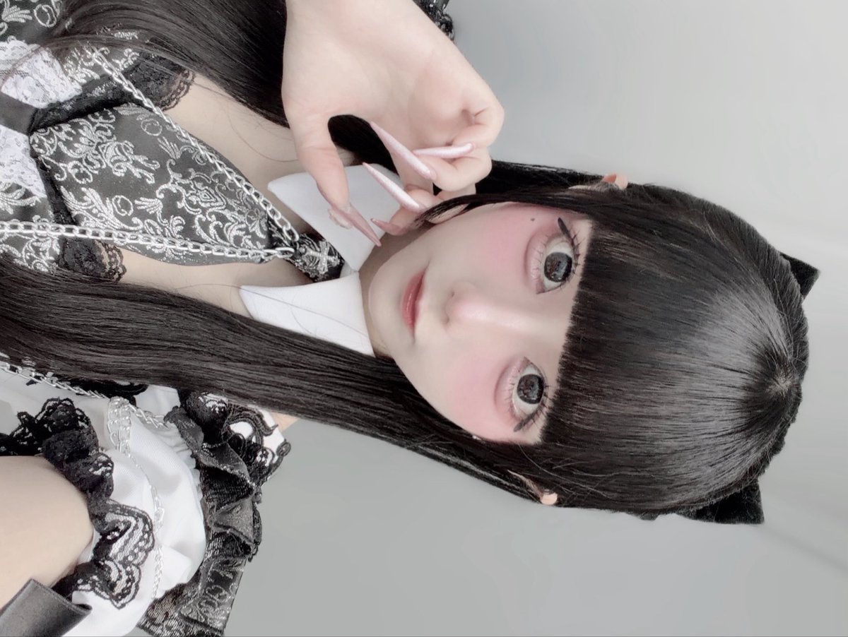 MAFIA__mimii's tweet photo. アレルギーやばすぎる、ばしょんばしょん https://t.co/6StOe6GQ7u