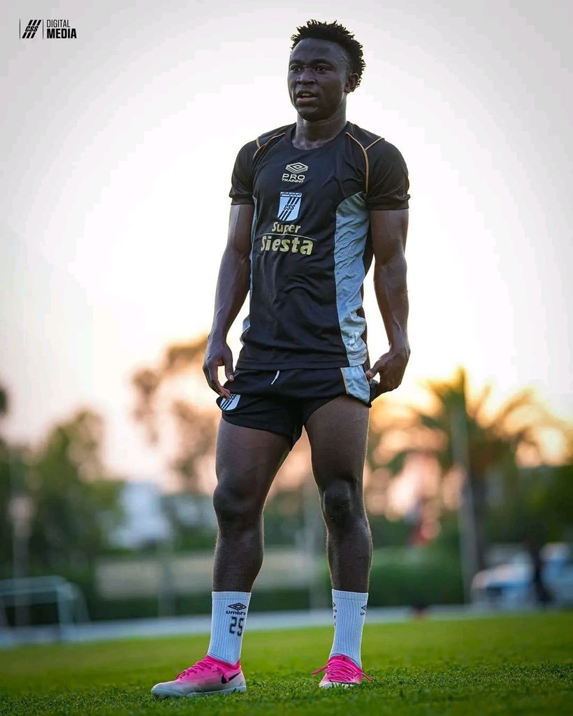 SinanRajub's tweet photo. Hakim Mutebi 🇺🇬 will become the 3rd Ugandan to play for Tunisian side CS Sfaxien after signing a three year contract.

• Yunus Sentamu (2015)
• Travis Mutyaba (2025..)
• Hakim Mutebi (2026..) https://t.co/7qkBwBhLz4