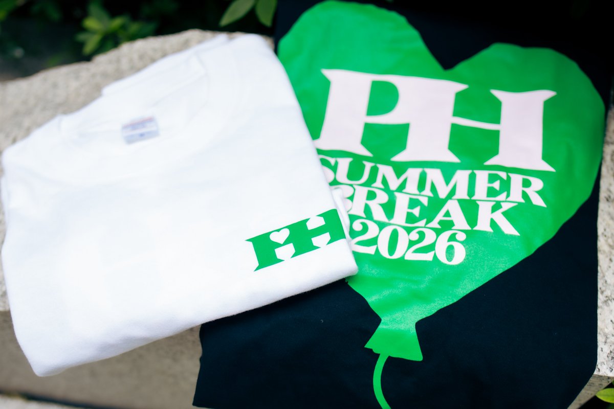 Penthouse_band's tweet photo. ／
NEW GOODS‼︎📢
＼

この夏、フェスやイベントで販売する
NEW GOODSをご紹介🏝️

新曲「恋する神様」からインスピレーションを受けた
ハートモチーフが登場！

SUMMER BREAK 2026 Tee
SUMMER BREAK 2026 ピンバッジ
SUMMER BREAK 2026 アイスタオル＆ポーチ

詳細はこちら↓
https://t.co/U6ukffe3Cg

ぜひゲットしてね🙌

#Penthouse #NeonGarden