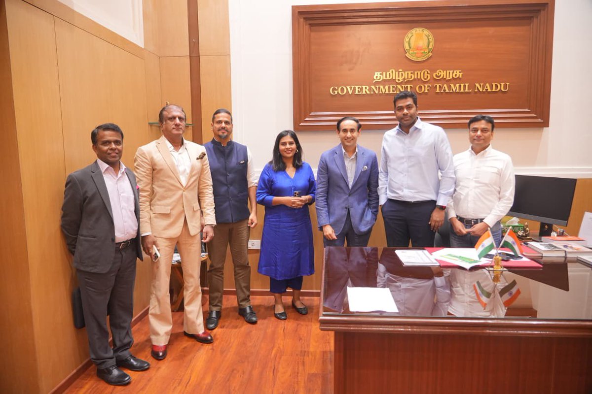 Vasudha156's tweet photo. A productive morning spent meeting TN CM @TVKVijayHQ ministers @AadhavArjuna and @imrajmohan and others…. https://t.co/Ebf6s16gRd