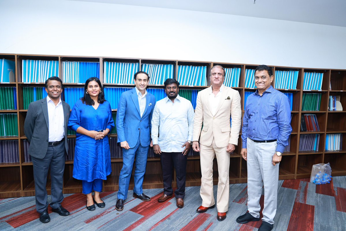 Vasudha156's tweet photo. A productive morning spent meeting TN CM @TVKVijayHQ ministers @AadhavArjuna and @imrajmohan and others…. https://t.co/Ebf6s16gRd