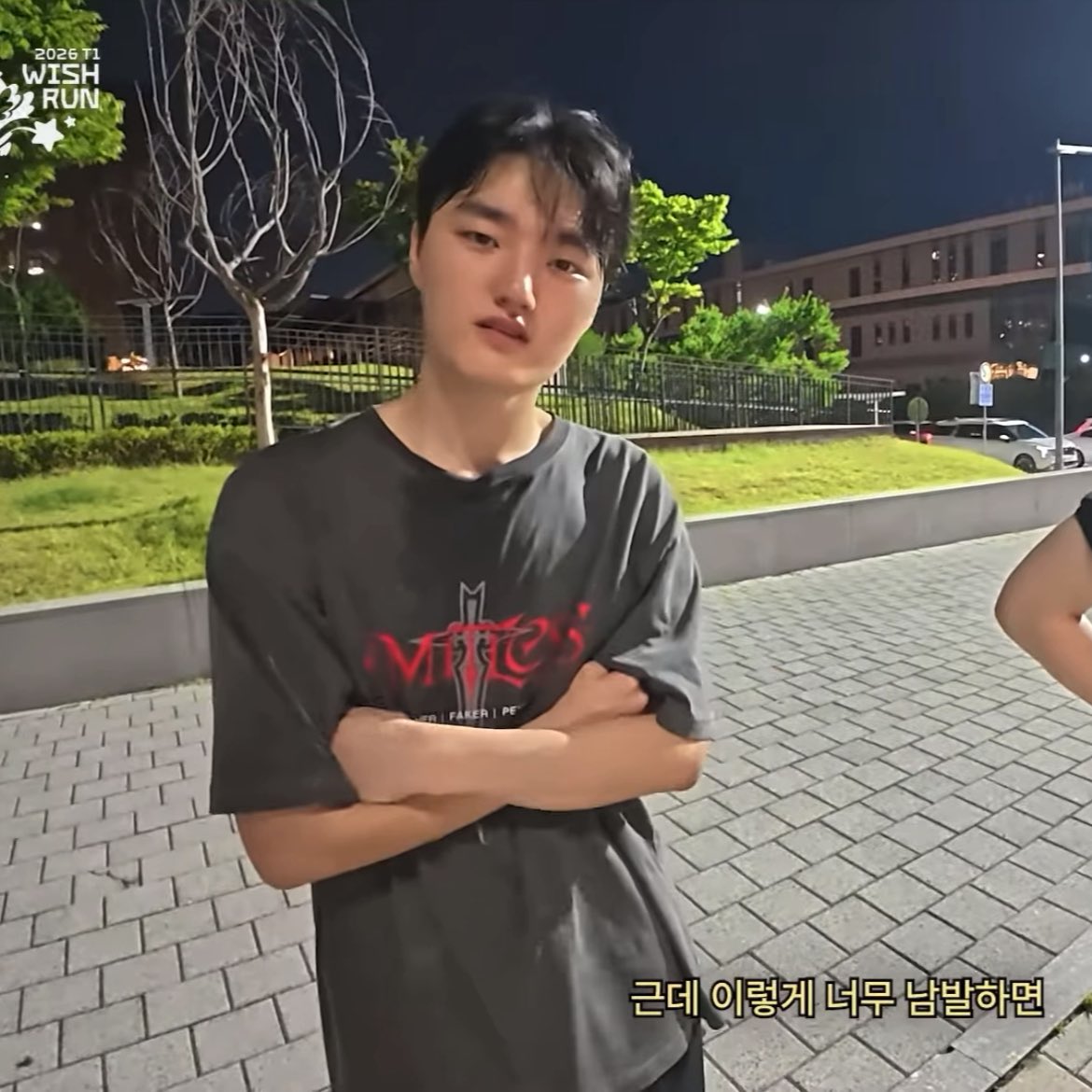 nya_day0_'s tweet photo. 와 잠만 이거 뭐야?
수환님... https://t.co/QZ4NRQrvBW