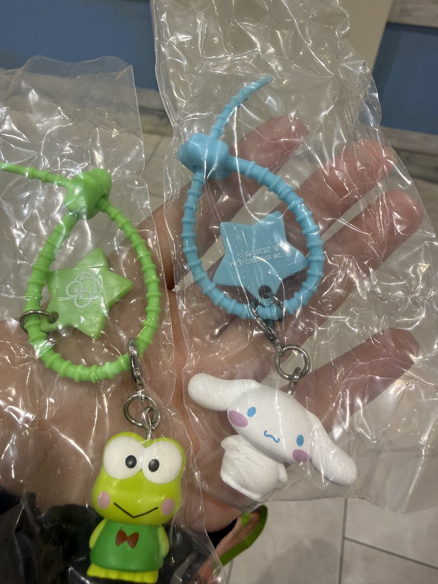 chocomint__86's tweet photo. サンリオ ななほしカラフルマルチチャーム ガチャ

譲 画像（ けろっぴ、シナモン）

求 ポチャッコ、ポムポムプリン 
 
郵送交換希望です。
まとめて交換できる方優先。
交換可能な方画像付きでお気軽にリプお願いします。 https://t.co/p306y6X333