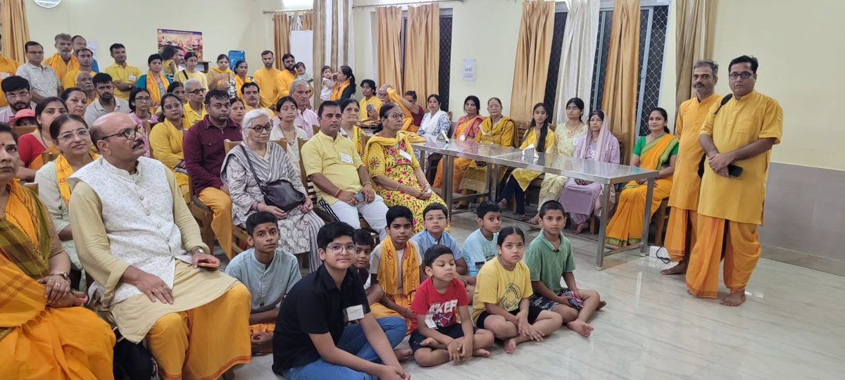diya_gr_noida's tweet photo. Two Days. Infinite Blessings. Eternal Inspiration.
On behalf of the DIYA Team, Greater Noida, we had the divine privilege of spending two spiritually enriching days at the sacred abode of Shantikunj, Haridwar.
#shantikunj #gaytripariwar #diya #haridwar https://t.co/mp50Jder6I