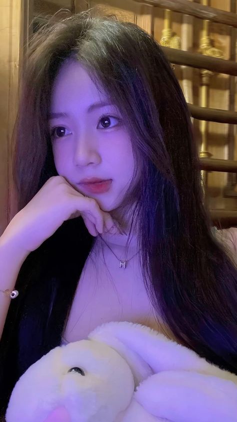 crema16's tweet photo. Caught in a soft purple glow, just me, a plush friend, and some late-night vibes
DGdX https://t.co/nTAwWldWFM