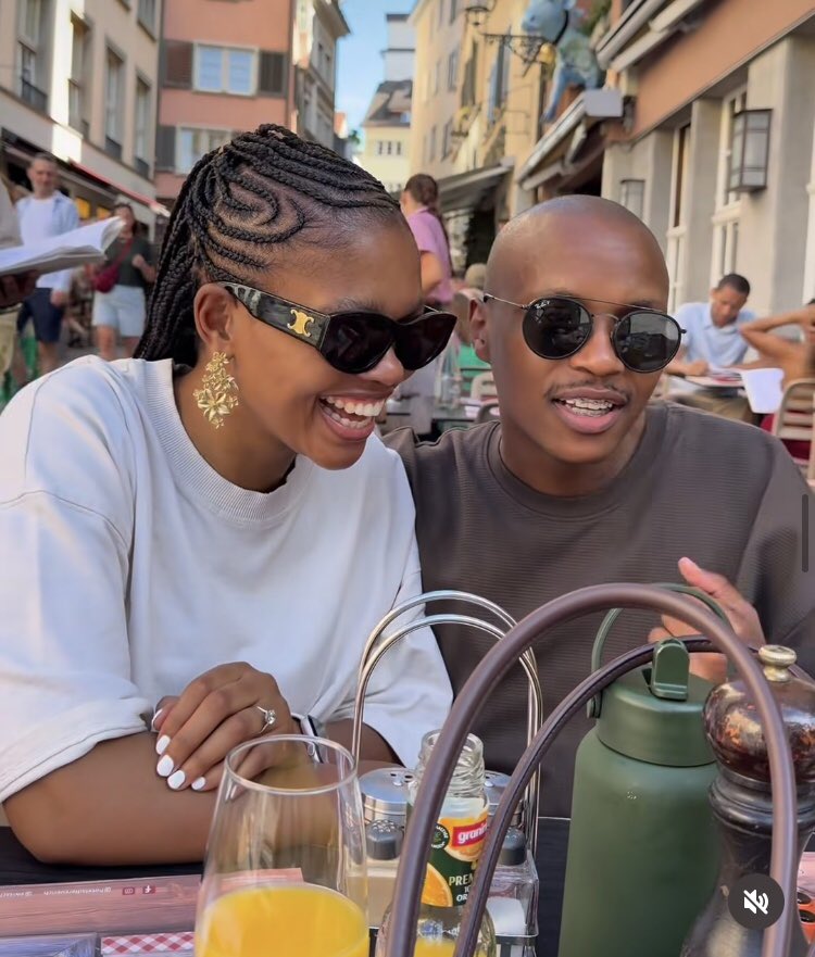 NomceboMasilel2's tweet photo. When you’re aligned with your person, in sync and building with the same vision, you glow differently.🥹🫰🏾🤎😍💎 https://t.co/Dypef0KmXt