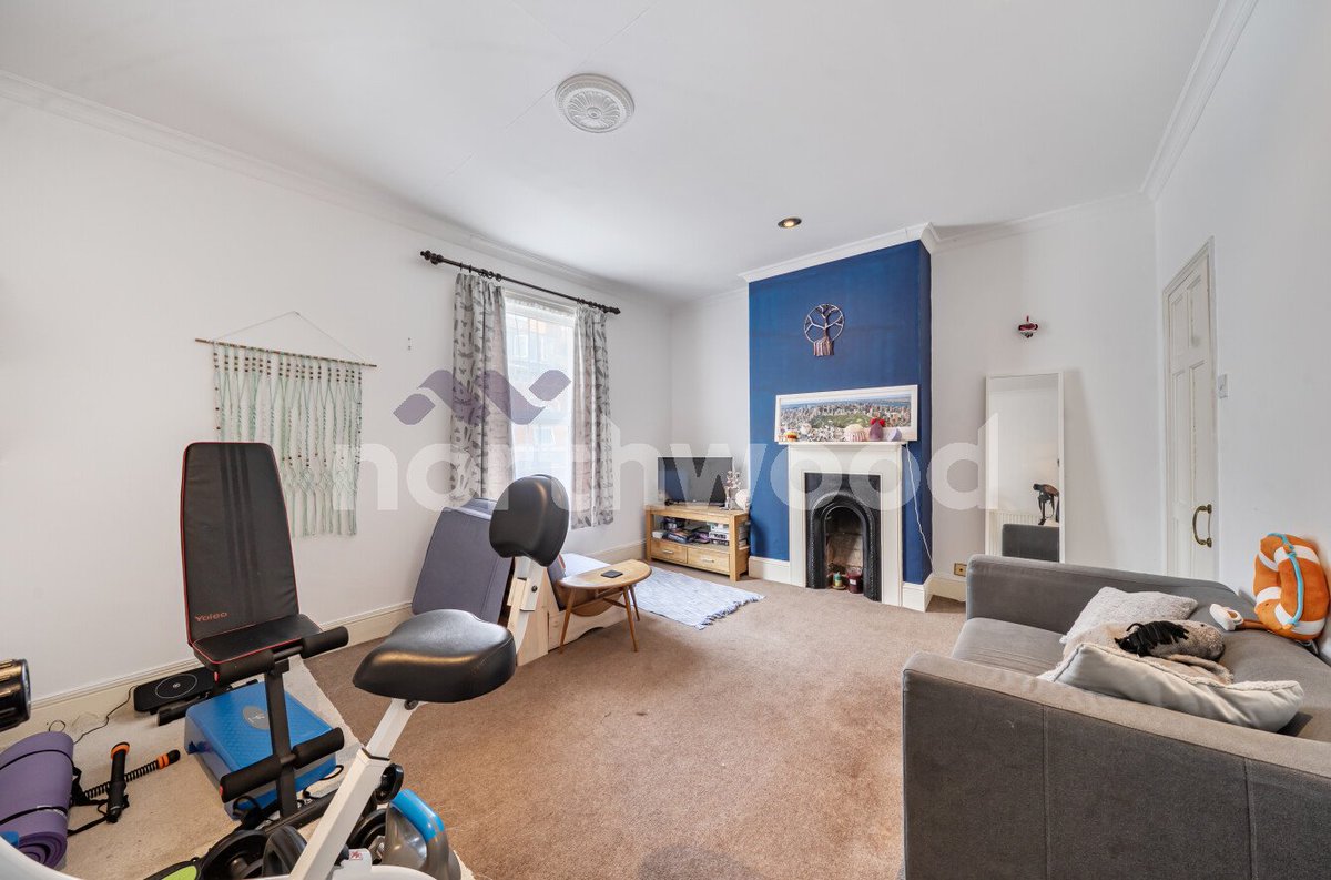 NorthwoodWorcs's tweet photo. New to the Market!
✨ 1 bed duplex
🔑 No onward chain
📜 149 year lease
💷 No ground rent or service charges
🚗 Gated allocated parking
📍 Sought after city location
💷 Offers Over £115,000
https://t.co/QNGkLoDIZF
#WorcesterProperty #NorthwoodWould https://t.co/WO0RdZjFvR