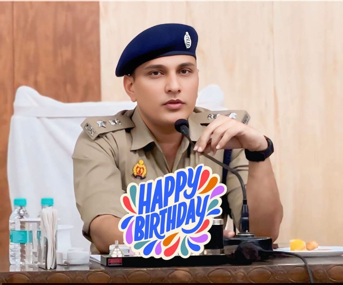 sonutala's tweet photo. जनपद प्रतापगढ़ में बेहतर पुलिसिंग के अगुआ,
@pratapgarhpol अधीक्षक श्री दीपक भूकर सर आपको धरा अवतरण दिवस की हार्दिक बधाई एवं शुभकामनाएं। https://t.co/Yml2AlRPvd