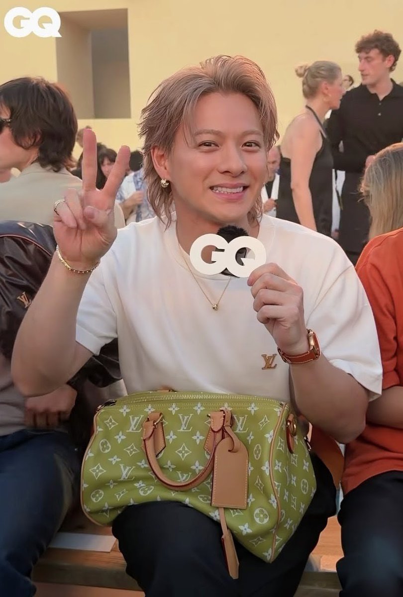 1001_cats's tweet photo. 素敵な🏷️を見つけたので便乗🤭
ピースしている紫耀くん可愛い🥰❤️
#平野紫耀かわえぇ祭り 
#平野紫耀 https://t.co/mlUssw771r
