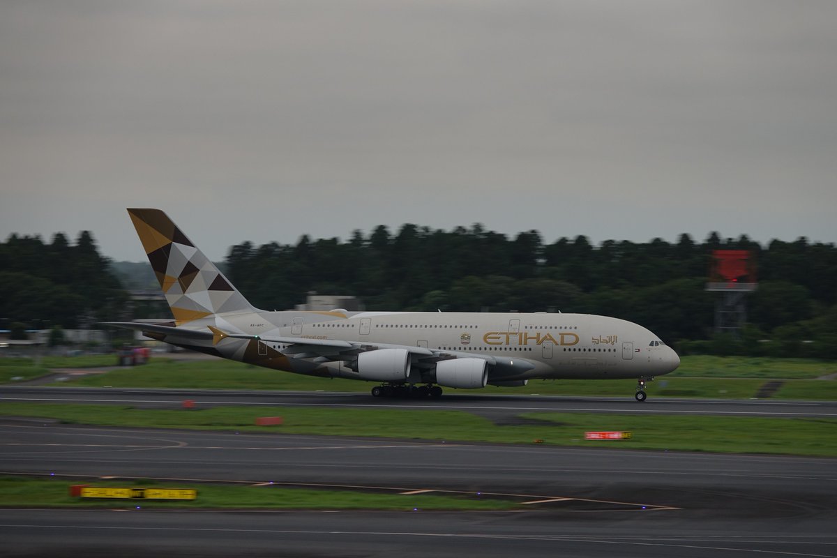 Tencho_767's tweet photo. 成田のいいところ
・A380がいる
・747を当たり前のように見れる
・MD-11がいる

成田の短所
・遠い
・遠い
・遠い https://t.co/f5lCSB9P3U