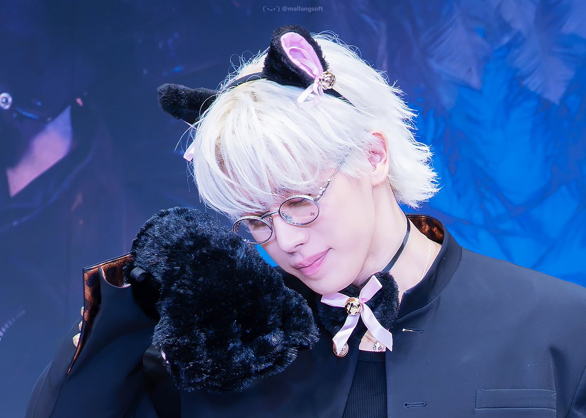 🐰(´•᎑•`)💙 tweet media
