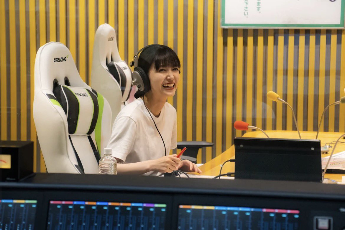 ltsk_0424_'s tweet photo. 史緒里さん、ライブ行ってたんだねぇ。
愛だねー☺️
僕らリスナーはいつだって待ってます！
レギュラーがいいけどまたどなたかの代打かなぁ。
ナイナイさんの代打��かあったらご縁だよなぁ。
#久保史緒里
#久保史緒里ANN https://t.co/vh7oo7opra