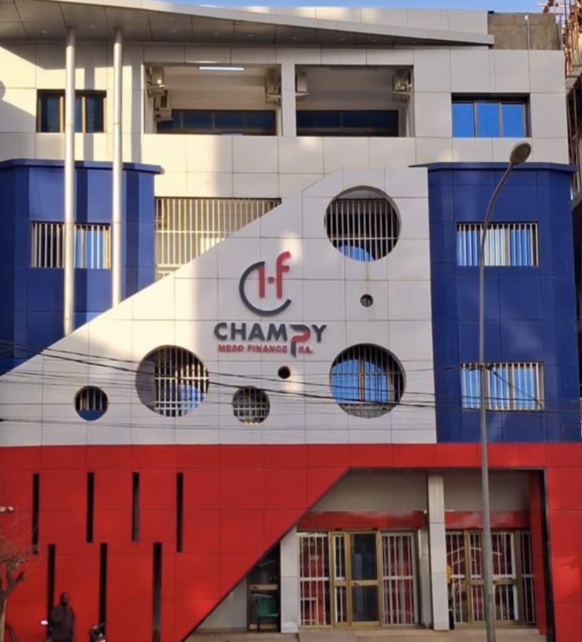 KJonace's tweet photo. Mes vives félicitations à Champy Holding Finances et à Champy Meso Finance. La Holding a bénéficié un financement de 50 milliards de FCFA et la filiale a vu son capital augmenter de 2 à 10 milliards de FCFA, de quoi élargir nos interventions auprès des entreprises,des PME #Lwili https://t.co/y5QMx0BYDA