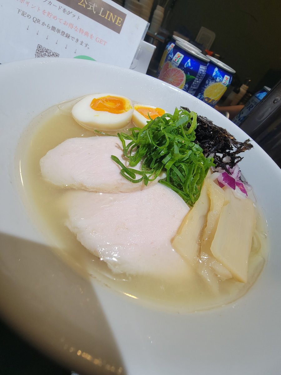 BoyYu45's tweet photo. 久々の投稿。
今日は店主が誕生日なのでカタカナトメジで冷たいホタテを。
日曜に久々にNOFUJIで辛みそつけ麺。
この２杯、最高に旨い！
#ラーメン好きな人と繋がりたい
#毎日がラーメン https://t.co/GDWurmQehe