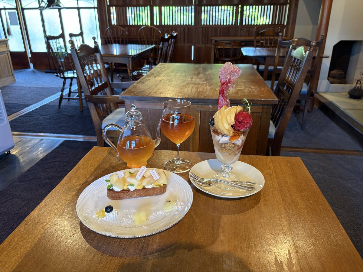 sqlxi_02's tweet photo. お友達と桃めぐり〜🍑🍑✨️

#名古屋カフェ
#カフェ巡り https://t.co/hfduyz5mQ1