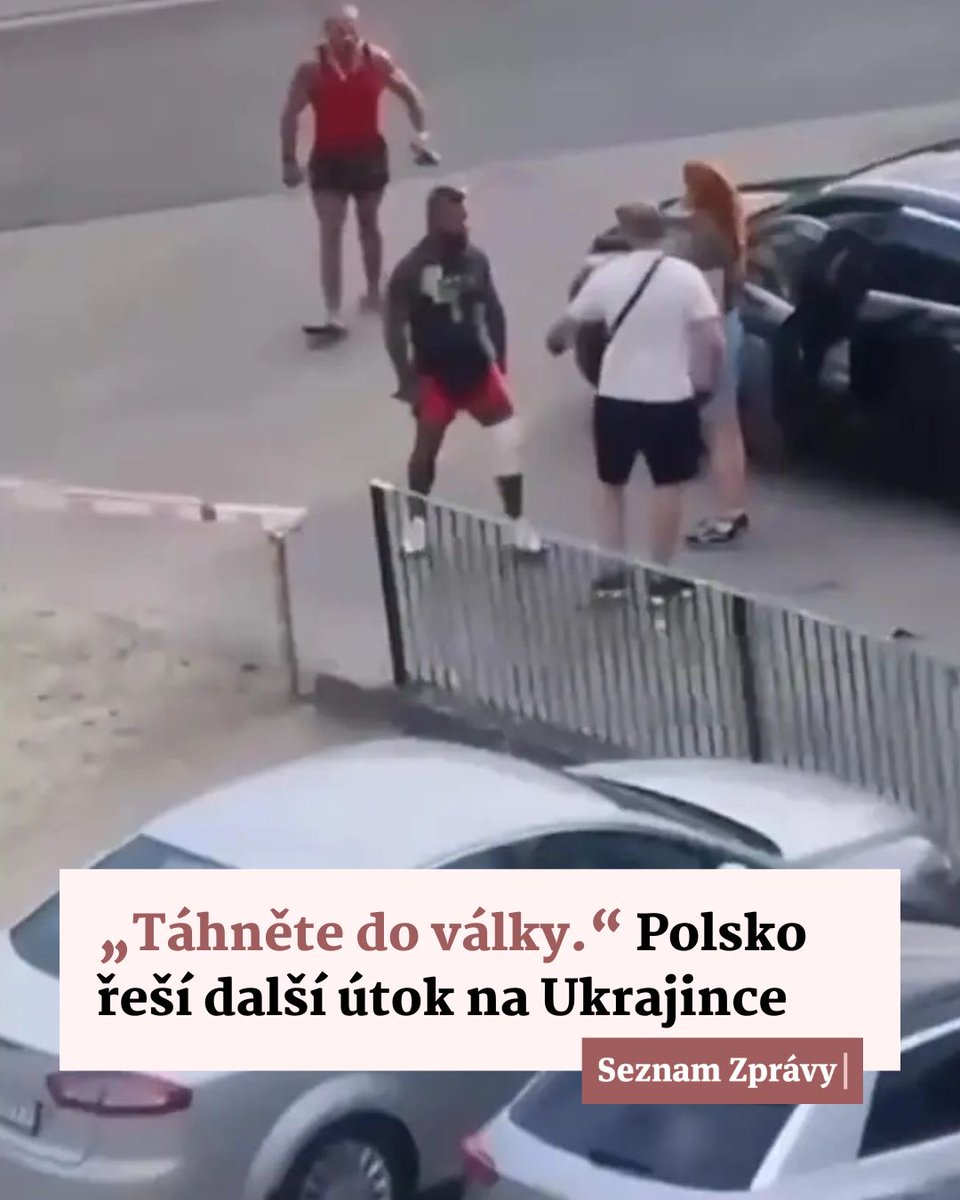 SeznamZpravy's tweet photo. 🇵🇱 Ve Vratislavi napadla skupina mužů mladý ukrajinský pár poté, co podle útočníků promluvil s ukrajinským přízvukem. Při útoku zaznívaly výkřiky jako „Táhněte do války.“ Oba napadení skončili v nemocnici.
👉 https://t.co/anRArcpKVv
Video: Generální konzulát Ukrajiny, Vratislav https://t.co/7HlOPM9XoA