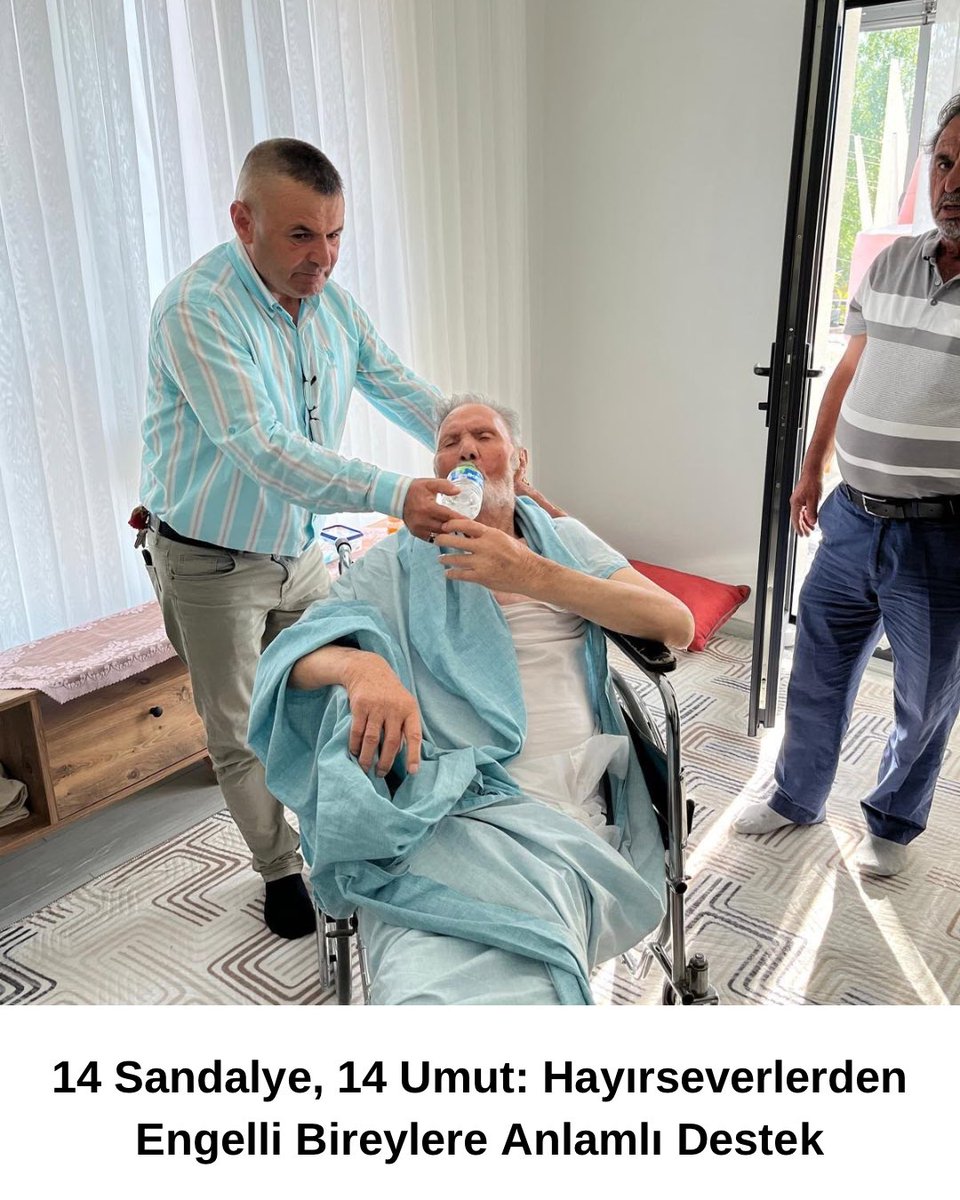 ebrutagtekinn's tweet photo. Tüm Engelliler Derneği, hayırsever vatandaşların katkılarıyla temin edilen 14 adet akülü ve manuel tekerlekli sandalyeyi, Türkiye’nin farklı illerinde yaşayan ihtiyaç sahibi engelli bireylere ulaştırdı.

Dernek tarafından yapılan açıklamada, gerçekleştirilen yardımın dayanışma ve sosyal sorumluluk açısından önemli bir örnek olduğu belirtilerek, destek veren tüm bağışçılara teşekkür edildi.

Açıklamada ayrıca, engelli bireylerin yaşamlarını kolaylaştırmaya yönelik çalışmaları ve sağladığı desteklerden dolayı Aile ve Sosyal Hizmetler Bakanlığı ile devlete teşekkür edilerek, bu tür yardımların artarak devam etmesinin temenni edildi.

Tüm Engelliler Derneği Genel Başkanı İsa Altıntaş, engelli bireylerin yaşam kalitesini artırmaya yönelik çalışmalarını sürdüreceklerini belirterek, destek veren herkese şükranlarını sundu.