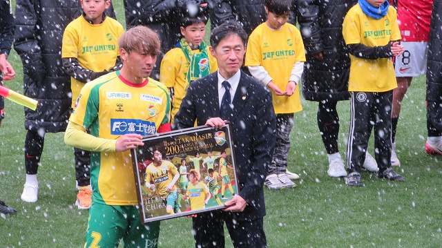 Bo12jefJef's tweet photo. ＃髙橋壱晟 選手
高卒ルーキーでの開幕スタメン
～３年間のレンタル移籍
～鎖骨骨折の大けが

を乗り越えてミスタージェフに

本当にありがとう
そしてまだまだこれから！
頑張って高みを目指せ‼️ https://t.co/ehPWH1nZbD