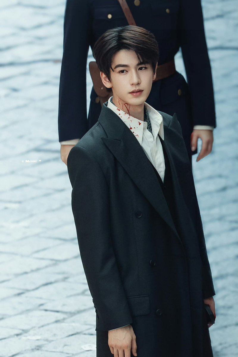 xixi_minxi's tweet photo. •260728 MAMORU

졔졔 어디까지 가시는거에요 도대체
덕분에 예쁜 사진 봐서 좋긴한데 대단하시다 진짜

#장릉혁 #张凌赫 #zhanglinghe https://t.co/JpAHNk7b18