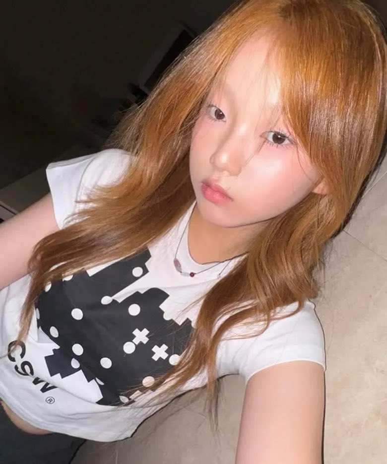 csw_jp's tweet photo. 存在感たっぷりのおっきくプリントされたドットデザインのビッグ猫グラフィックが主役����‍⬛🪽🩵

シンプルなカラーだからあわせやすいデイリーTシャツ^¬`⩊´¬^₎⟆ .ᐟ₊⊹ https://t.co/kfbSyAejwf