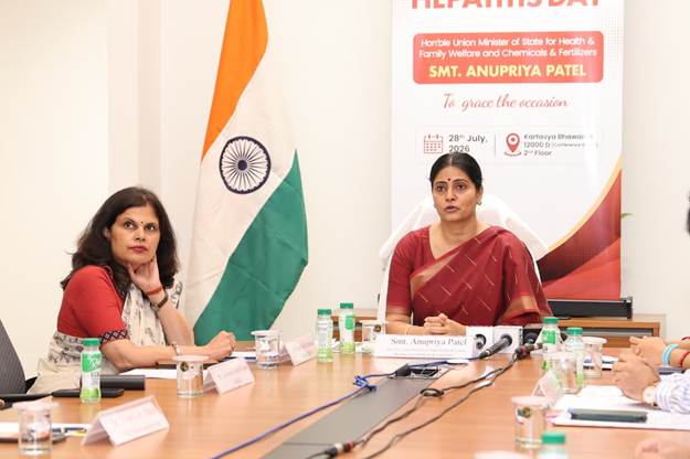 PIB_India's tweet photo. Union Health Ministry observes World Hepatitis Day 2026; marks eight years of National Viral Hepatitis Control Programme (NVHCP)

▶️Union MoS for Health and Family Welfare Anupriya Patel calls for a Hepatitis-Mukt Bharat; urges collective action by Government, States and stakeholders to eliminate viral hepatitis as a public health threat by 2030

▶️India among the few countries providing free-of-cost treatment for Hepatitis C and management of Hepatitis B; access and affordability of services strengthened: Union MoS for Health and Family Welfare

▶️“Hepatitis B birth-dose coverage crosses 92%; States should ensure 100% Hepatitis B screening of pregnant women and strengthen awareness on Hepatitis B and Hepatitis C”

▶️Over 21 crore beneficiaries screened, over 6 lakh patients treated, 1,153 treatment centres established and 7.64 crore pregnant women screened under NVHCP: Union Health Secretary

Read here: https://t.co/NS4rJ94MOi

@MoHFW_INDIA