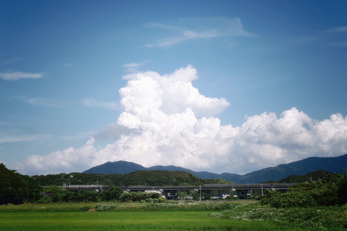 reject_dispute's tweet photo. おつかれちゃ〜ん🍺 あぁ…今日染まりそう🌞 🍺飲んじゃったからベランダから📸
#Leitzphone #Xiaomi17Ultra #XiaomiStoreJapan https://t.co/P8eyLacR5H
