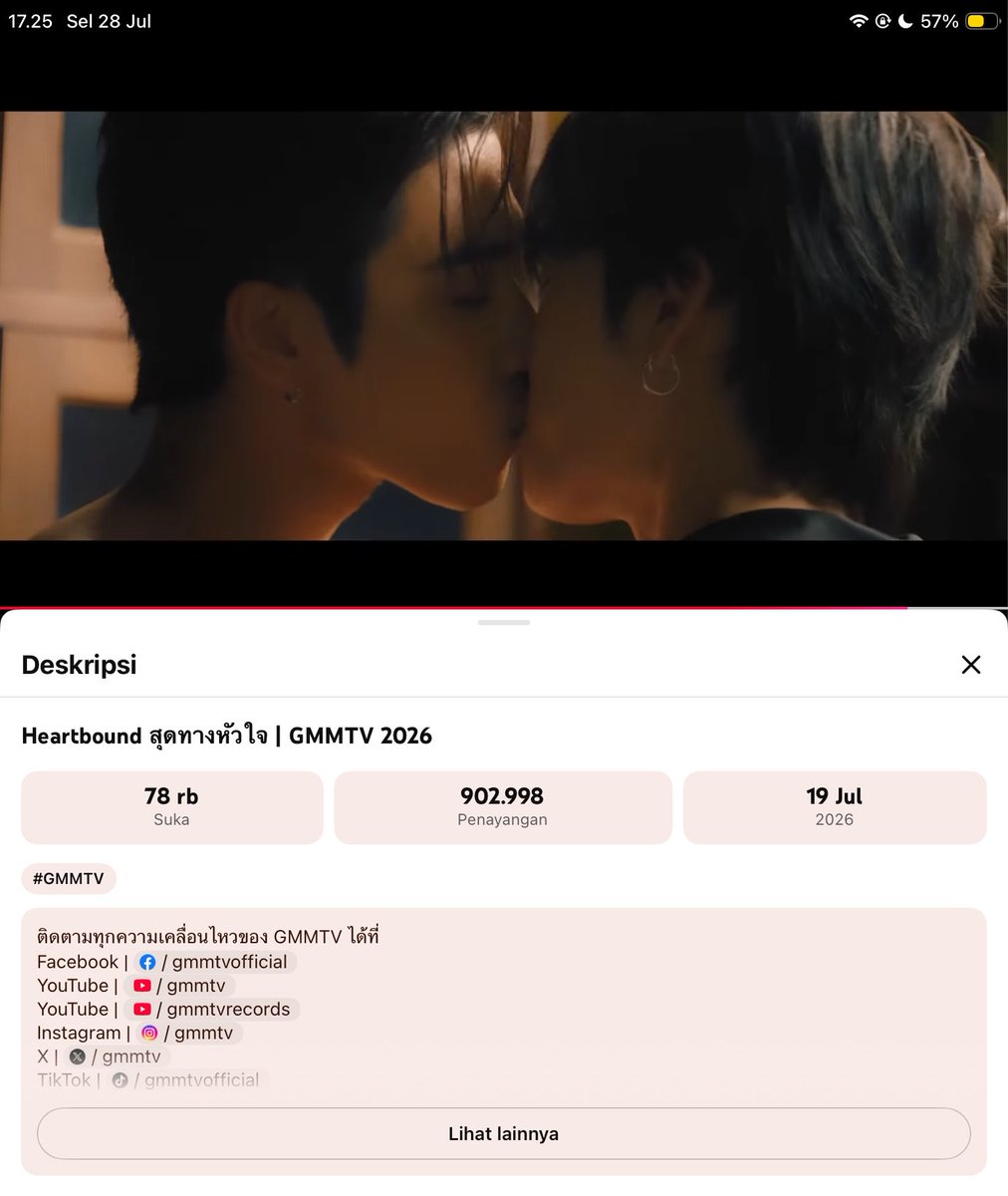beyluckywoman's tweet photo. Let’s go 1M guysss✨
Mangatttttt!!!

https://t.co/a6oLzQA0JX

#HeartboundSeries
#PerthSanta #เพิร์ธแซนต้า https://t.co/1Z4MeW7BbB