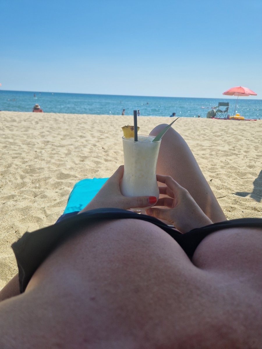 secretdetarra31's tweet photo. Jour 2 ! Belle journée à vous 🍸🏖☀️ https://t.co/01CF8WRX0f