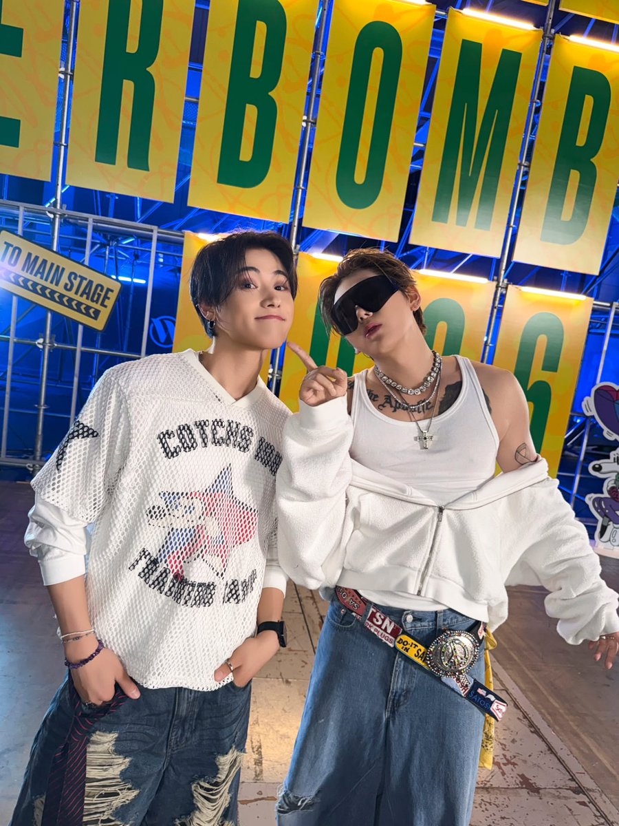 BBC_Mena's tweet photo. I SCREAAAAAAAAM!!!! MY BLOCK B 🥹🥹🥹🥹 https://t.co/vFtJUKDEKU