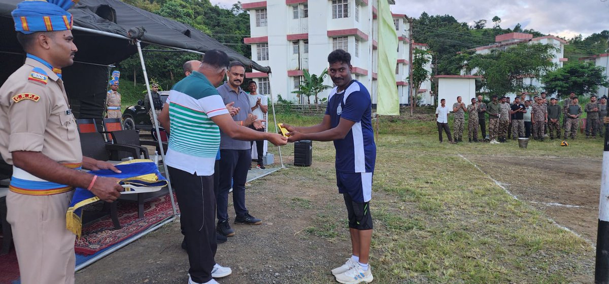 DIGCCPUR2024's tweet photo. A volleyball competition was organised at Kangwai Camp, CRPF on the eve of CRPF Raising Day.  
The event was graced by the presence of DIG, CCPUR. https://t.co/MOrbIkSLNU