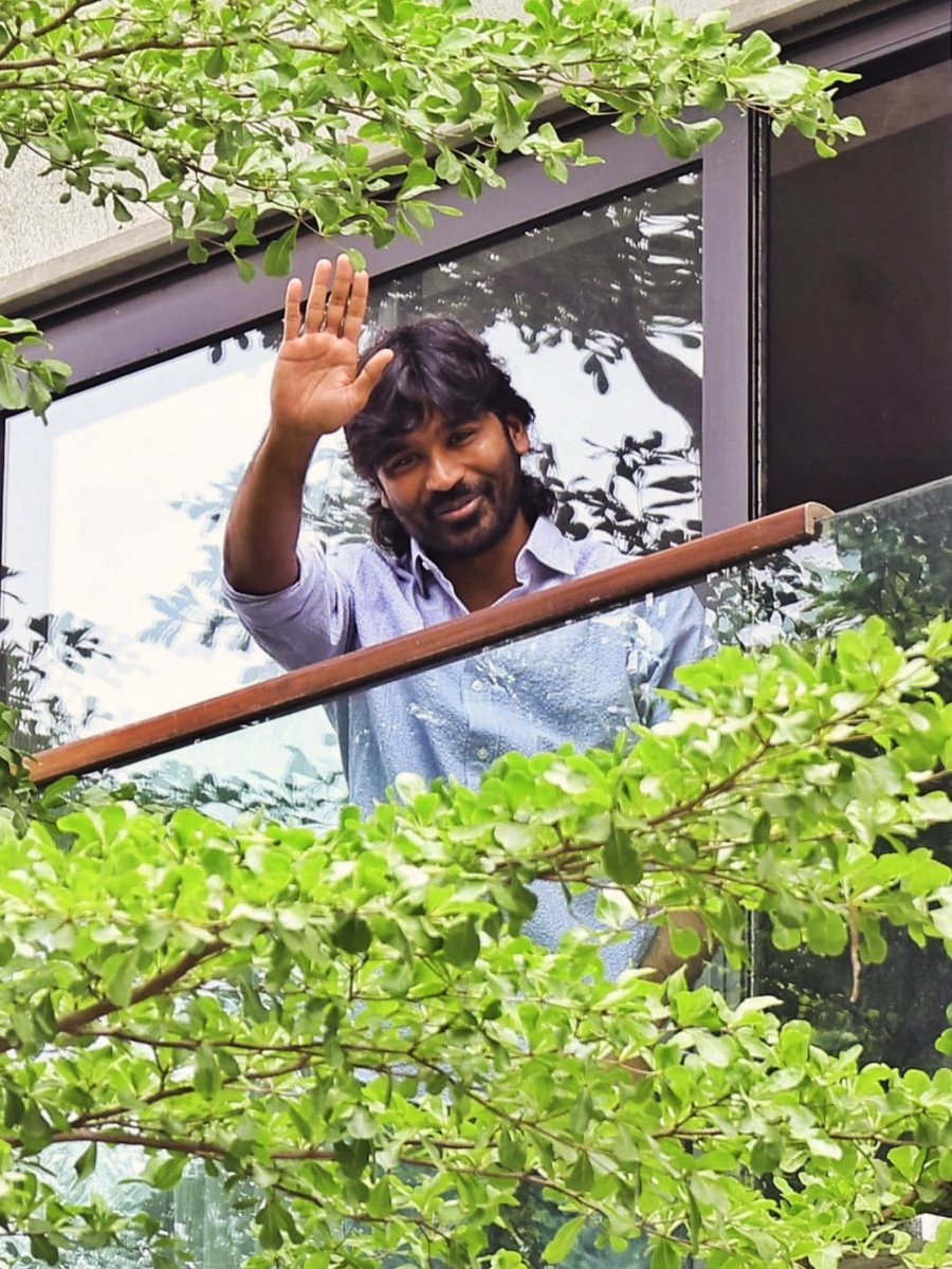 itz_Viswa's tweet photo. Birthday Boy ❤️😍

#HappyBirthdayDhanush

.@dhanushkraja https://t.co/2QqjglMJvx