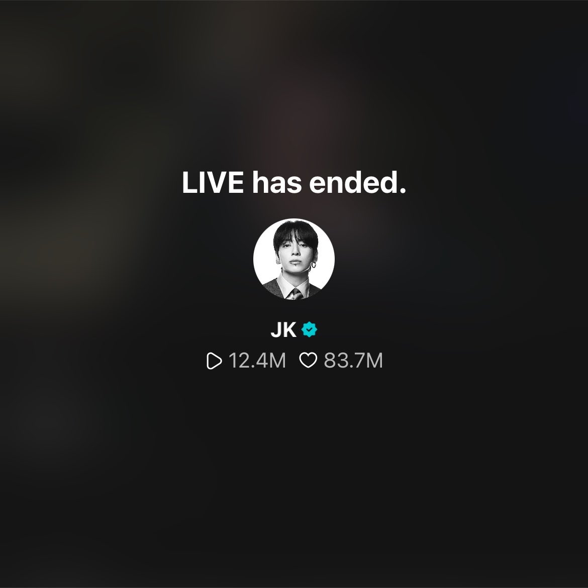 archiveforJK's tweet photo. JUNGKOOK’S LIVE HAS OFFICIALLY ENDED AFTER 7 HOURS 😭 https://t.co/1TTq0LpqNr