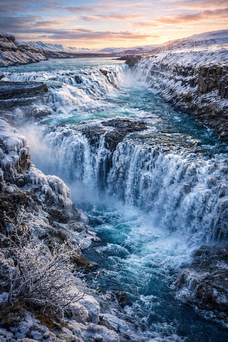 nature_c2ngn's tweet photo. *Gullfoss* is one of Iceland’s most breathtaking natural wonders and a true icon among the country’s spectacular waterfalls. 🌊🇮🇸 https://t.co/r3uvLhUjMj