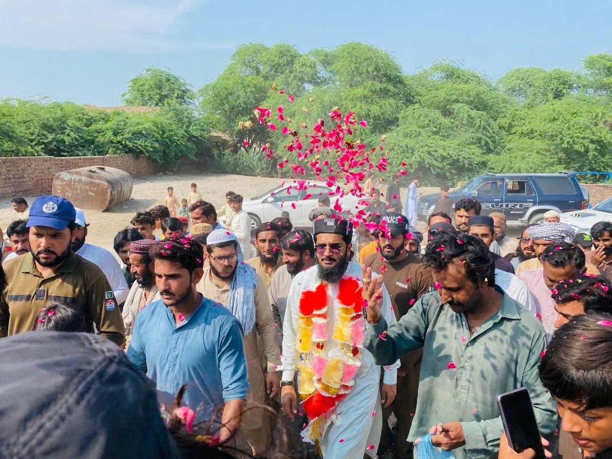 moavia_official's tweet photo. جھنگ، موضع رستم سرگانہ کا دورہ
#na109 #pp128 #jhang #youmejhang https://t.co/s8oLmISHpS