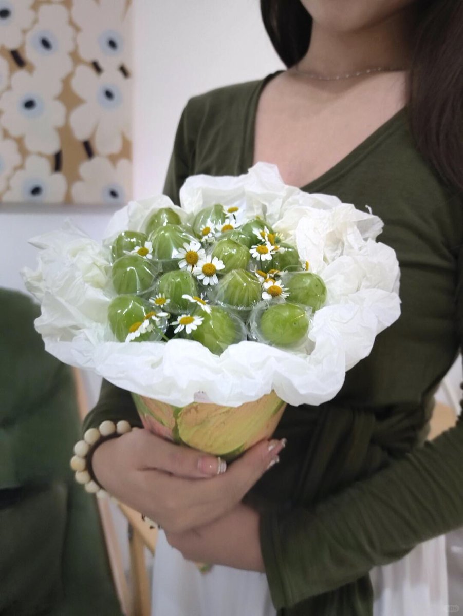 L55027767's tweet photo. #芜湖 我自己做的，送给闺蜜的生日礼物 https://t.co/VkeBP0o81h